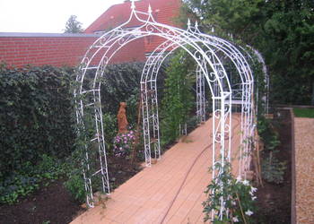 GardenAndPoolsCom Pergola Ogrodowa Łuk Różany Bluszcz Róże Pnącza Metalowy