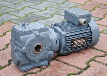 Motoreduktor kątowy 0.75kw. 80obr./min.. Sew. SA47DT80N4