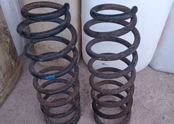 Sprężyny tył corolla e 12 combi