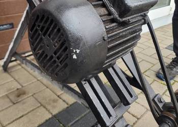 Szlifierka szczotkowa montowana do ściany 380 VOLT NA SIŁE