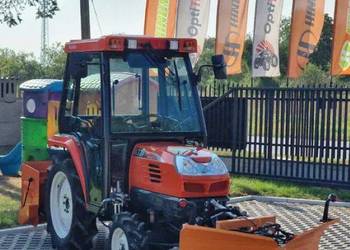 KUBOTA KT27, 27hp, 4x4, Wspomaganie, HST, Zarejest , KABINA, Tuz, pług