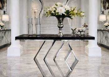 srebrna konsoli ze stali nierdzewnej glamour z czarnym blatem