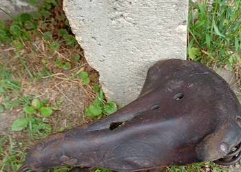 Zabytkowe siodełko.