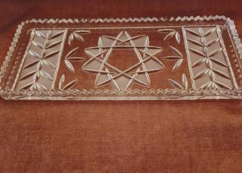 Piękna patera kryształowa na ciasta , babkę