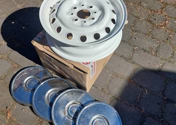 Fiat 127 (pochodne) oryginalne felgi plus kołpaki chrom