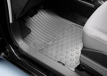 TOYOTA Yaris Dywaniki gumowe komplet PZ49K-B0350-RJ OE