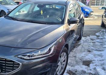 Ford Focus benzyna hybryda