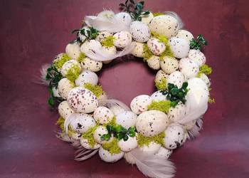 Stroik wielkanocny z jajek