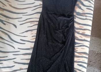 Czarna sukienka z efektem blink