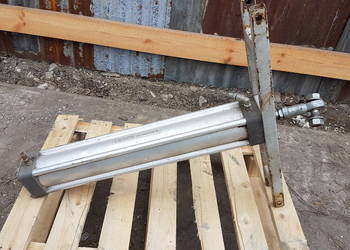Siłownik pneumatyczny 120cm Dwustr. Działania