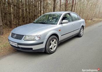 Sprzedam volkswagena passata B5 długie opłaty na rok