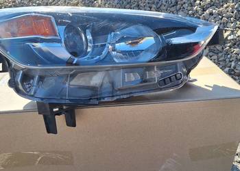 Lampa prawy przód mazda cx-3