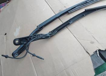 Ramiona wycieraczek Peugeot 807 Citroen C8 Pedra