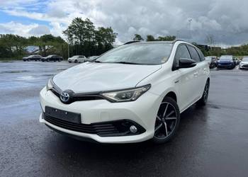 Toyota Auris 2018 rok 1.8B Hybryd 155 tys km