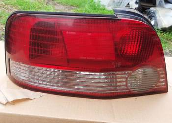 lampa tylna lewa Mitsubishi Galant VIII sedan KOYO oryginał