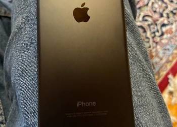 Do sprzedania iphone 7 stan idealny
