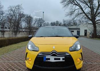 Citroen DS3 yellow