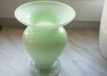 Pistacjowy wazonik Huta Alicja Pistacjowy wazonik Huta Alicja