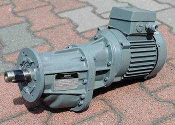 Motoreduktor kołnierzowy 0.37kw. 26obr./min. LENZE
