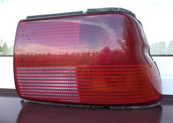 Ford Escort MK6 MK7 lampa tył tylna prawa narożna w błotnik wkład oprawka