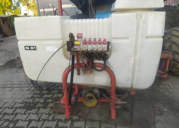 Opryskiwacz polowy ,: Holder 600 / 12 m