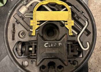 Zestaw narzędzi lewarek klucz do kół koła zapasowego Renault Clio