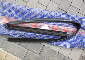PROFIL GUMOWY DRZWI PRAWY FIAT PUNTO 3P 93-1999 KOD 46435040 NOWY ORYGINAŁ