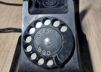 Zabytkowy telefon CZPE DC2PL1 pierwszy powojenny