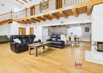 Dom wolnostojący Kamion 246m2