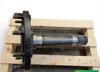 Wał Piasta tylna zwolnica 47523148 87307106 New Holland T7.220