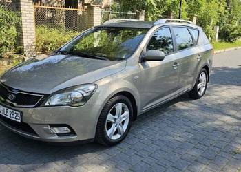 Witam świeżo sprowadzona Kia Cee'd 2012 rok 1,6 CRDI 115 konny!!