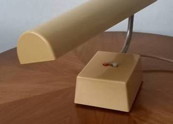 Oryginalna lampka biurkowa z lat 70 ub. wieku