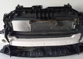 Pas przedni Toyota Yaris Pas przedni Toyota Yaris