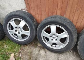 Sprzedam felgi aluminiowe z oponami przejechały nawet nie 2000km rozstaw śr