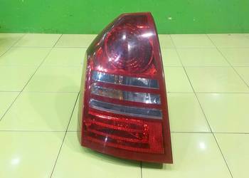 CHRYSLER 300C 3.0 CRD 06r SEDAN 4D lampa lewa tyl