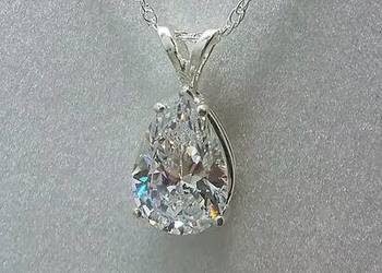 Naszyjnik kropla wody z cyrkonią.