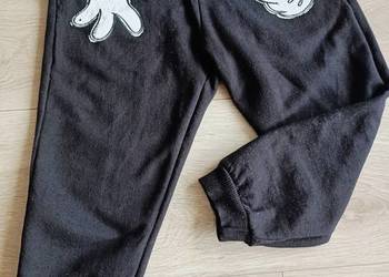 Spodnie sportowe dresowe czarne 104