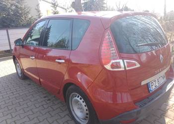 Renault Scenic 1.4 benzyna + gaz    2011 rok