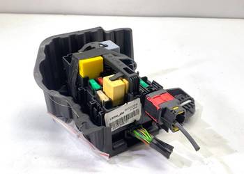 SKRZYNKA BEZPIECZNIKÓW PEUGEOT 2008 I Hatchback 1.2 110KM MODUŁ