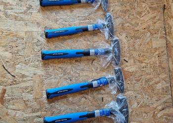 Mocny Zestaw 8 Młotków Warsztatowych 0.1-1.5kg Guma TPR FT0408