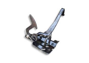 RYGIEL ZAMEK MASKI AUDI A4 B6 8E0823480D