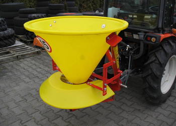 Piaskarka solarka na WOM 200L do kubota komunalki na parkingi osiedlowe