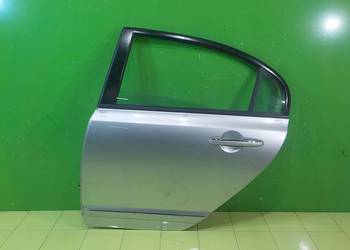 HONDA CIVIC VIII 1.4 I-DSI AUT 06r SEDAN 4D drzwi lewe tyl kompletne