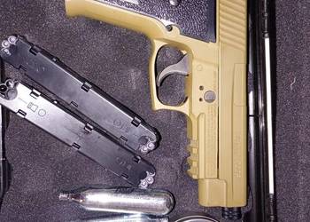 Wiatrówka pistolet SIG Sauer p226