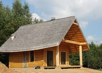Domy z drewna, altany, domki z bali kryte wiórem osikowym