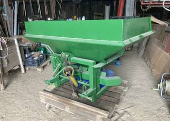 rozsiewacz do nawozów 500 kg