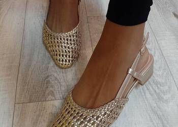 (38) Złote, plecione czółenka wieczorowe z odkrytą piętą, NOWE (38) Złote, plecione czółenka wieczorowe z odkrytą piętą, NOWE