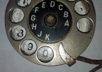 Zabytkowa telefoniczna tarcza numeryczna sprawna