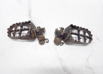 Dwa Podnóżki Sprężyny Sworznie Suzuki RM 250 01-08r J119