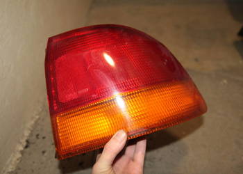 Lampa tylna prawa Honda Civic EK4 Sedan (EJ9, EK3)